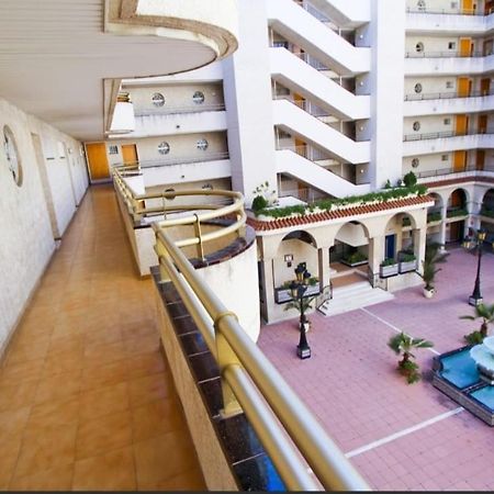 Apartamento En Salou Con 3 Piscinas Junto A Port Aventura Bagian luar foto