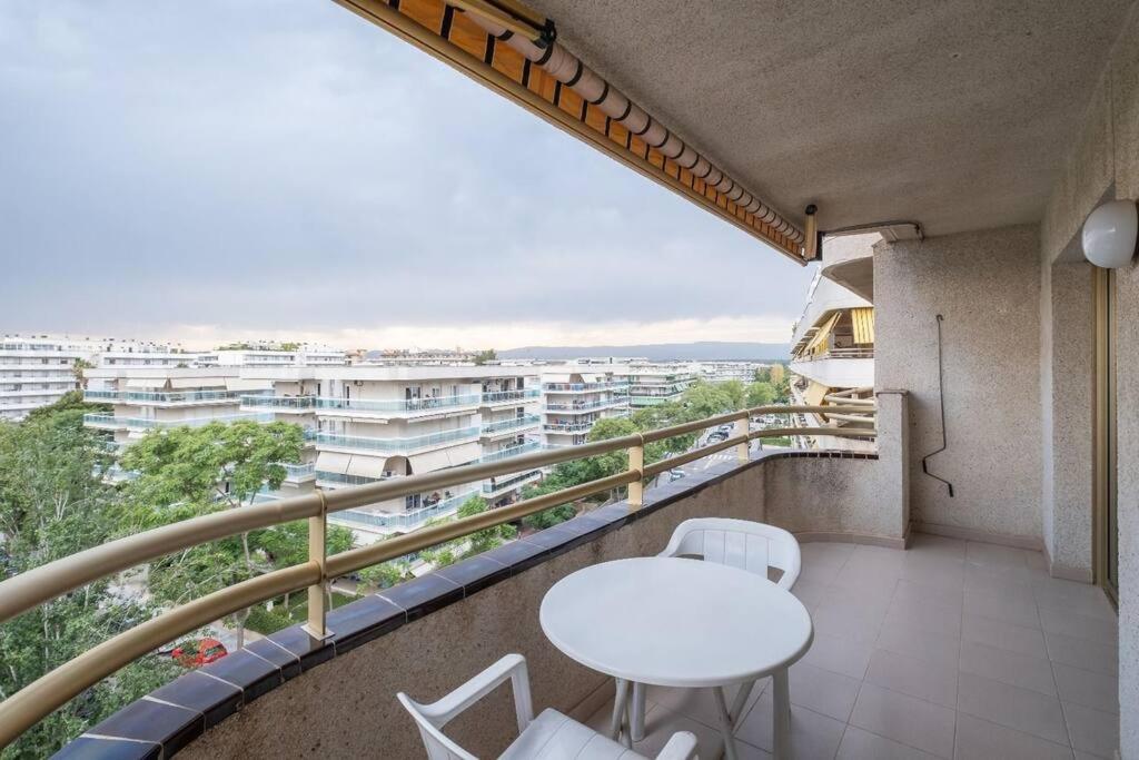 Apartamento En Salou Con 3 Piscinas Junto A Port Aventura Bagian luar foto